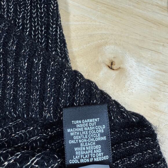 Torrid NWT Lurex Cable Pullover Cold Shoulder Turtle Neck Sweater Size 5X Black - Picture 12 of 13